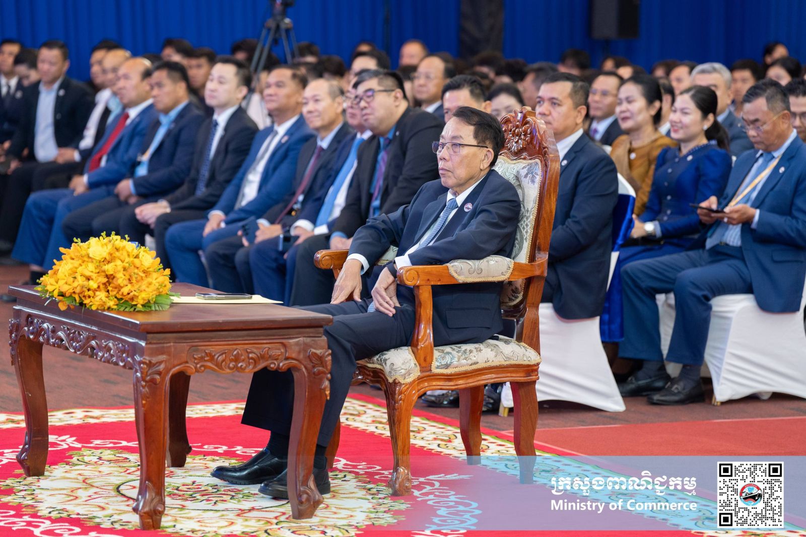 ឯកឧត្តម កឹម ស៊ីថន រដ្ឋលេខាធិការប្រចាំការក្រសួងពាណិជ្ជកម្ម អញ្ជើញជាអធិបតីក្នុងកម្មវិធីពិភាក្សាដេញដោលយុវជនវគ្គផ្តាច់ព្រ័ត្រ ក្រោមប្រធានបទ៖ «ពាណិជ្ជកម្មឌីជីថលនៅកម្ពុជា»